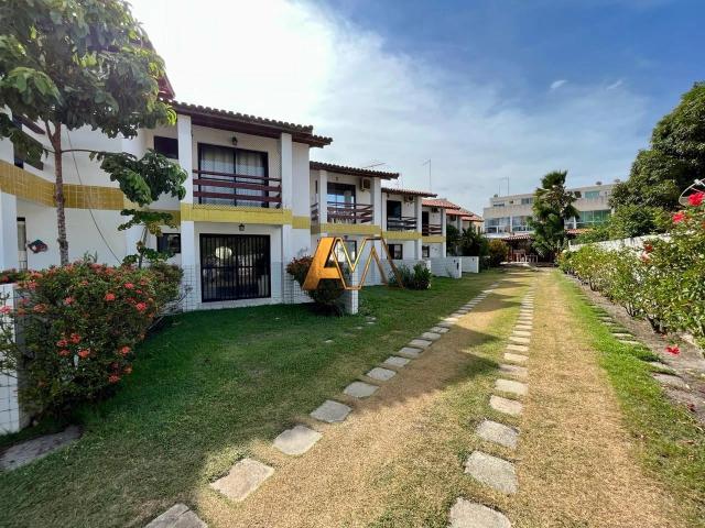Casa / Sobrado em Condomínio para Venda em Camaçari/BA Guarajuba 3 Quartos