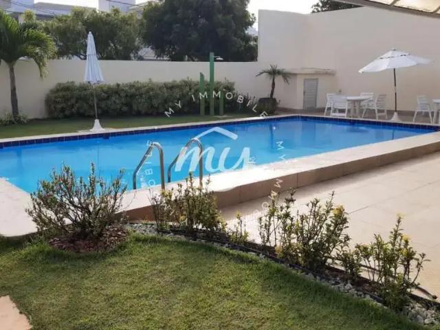 Casa / Sobrado em Condomínio para Venda em Camaçari/BA Guarajuba 5 Quartos