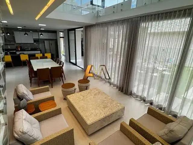 Casa / Sobrado em Condomínio para Venda em Camaçari/BA Guarajuba 5 Quartos