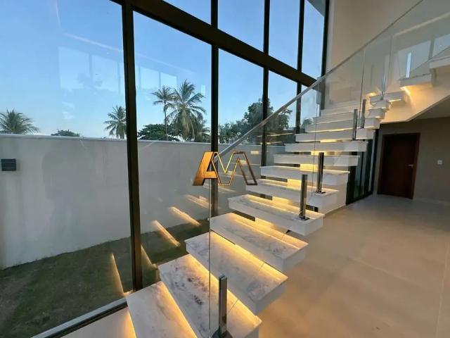 Casa / Sobrado em Condomínio para Venda em Camaçari/BA Guarajuba 8 Quartos
