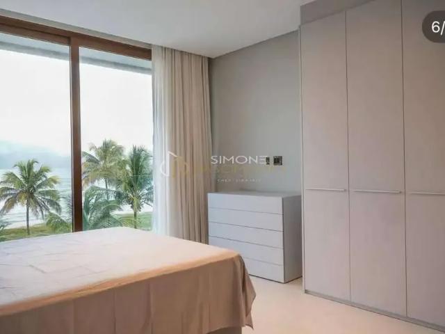 Casa / Sobrado em Condomínio para Venda em Camaçari/BA Guarajuba 8 Quartos