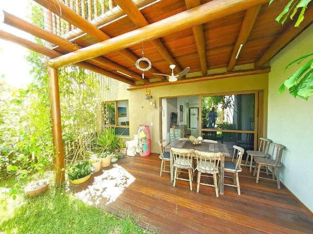 Casa / Sobrado em Condomínio para Venda em Camaçari/BA Itacimirim 3 Quartos