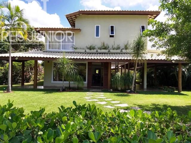 Casa / Sobrado em Condomínio para Venda em Camaçari/BA Monte Gordo 5 Quartos