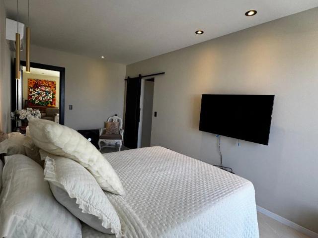 Casa / Sobrado em Condomínio para Venda em Camaçari/BA Vilas de Abrantes 4 Quartos