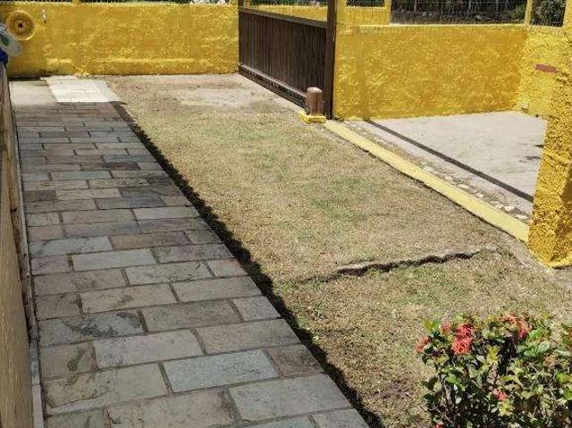 Casa / Sobrado em Condomínio para Venda em Camaragibe/PE Aldeia 3 Quartos