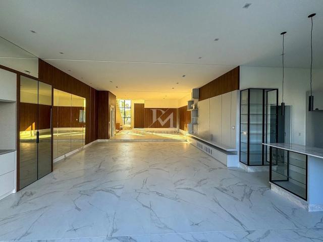 Casa / Sobrado em Condomínio para Venda em Camboriú/SC Centro 5 Quartos