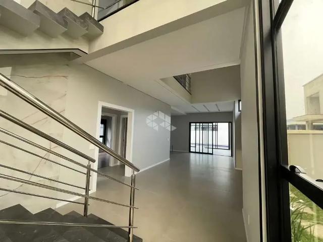 Casa / Sobrado em Condomínio para Venda em Camboriú/SC Areias 4 Quartos