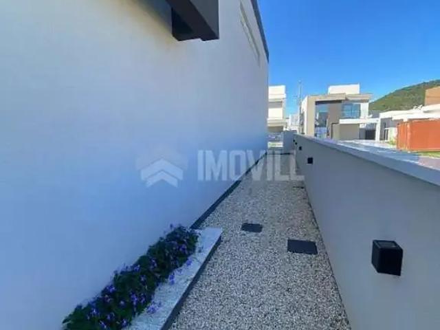 Casa / Sobrado em Condomínio para Venda em Camboriú/SC Santa Regina 3 Quartos