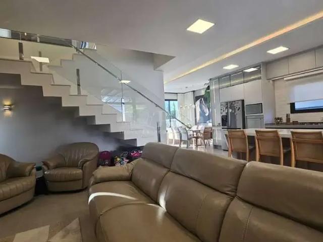 Casa / Sobrado em Condomínio para Venda em Camboriú/SC Santa Regina 4 Quartos