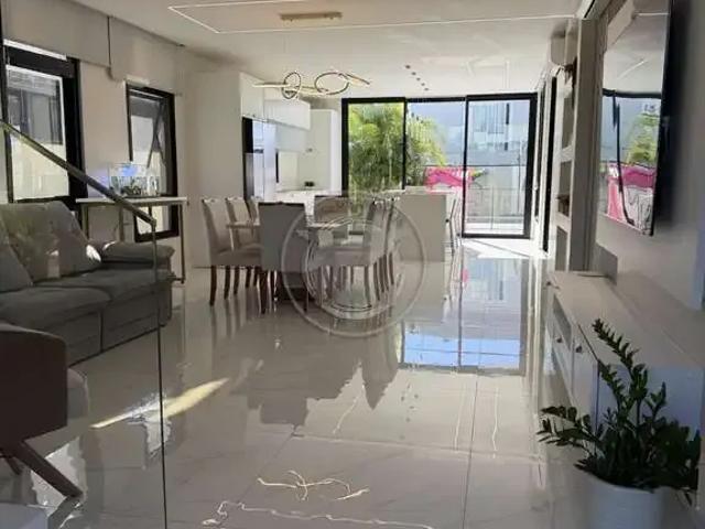 Casa / Sobrado em Condomínio para Venda em Camboriú/SC Santa Regina
