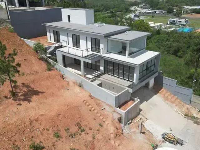 Casa / Sobrado em Condomínio para Venda em Camboriú/SC Rio do Meio 4 Quartos