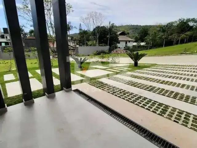 Casa / Sobrado em Condomínio para Venda em Camboriú/SC Tabuleiro 3 Quartos