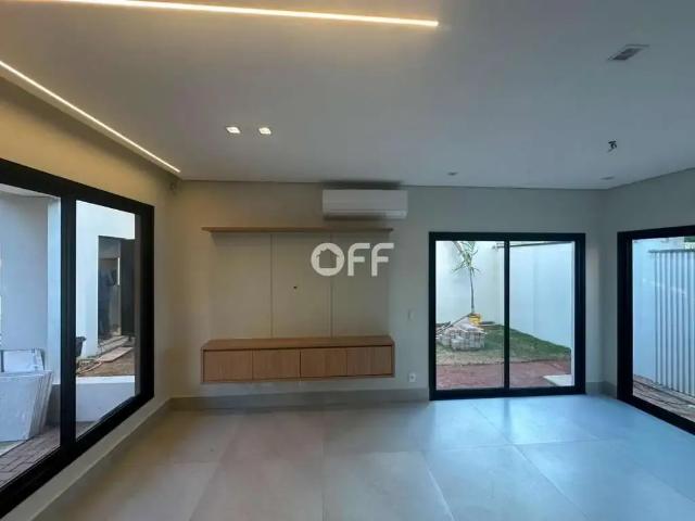 Casa / Sobrado em Condomínio para Venda em Campinas/SP Chácara Primavera 4 Quartos