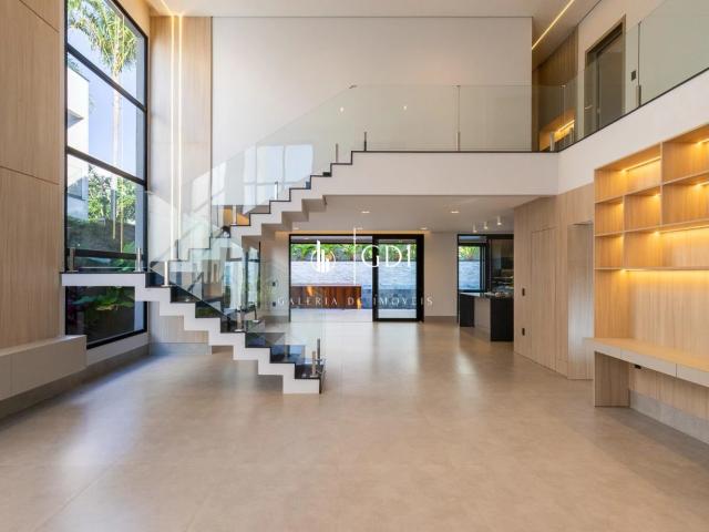 Casa / Sobrado em Condomínio para Venda em Campinas/SP Alphaville Dom Pedro 2 5 Quartos