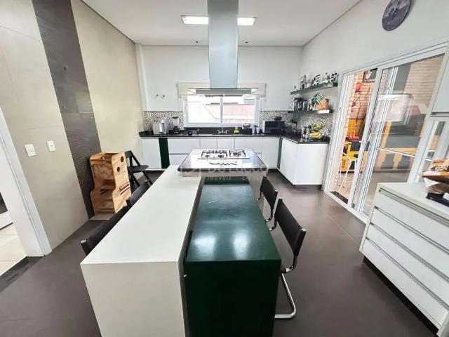Casa / Sobrado em Condomínio para Venda em Campinas/SP Alphaville Dom Pedro 4 Quartos