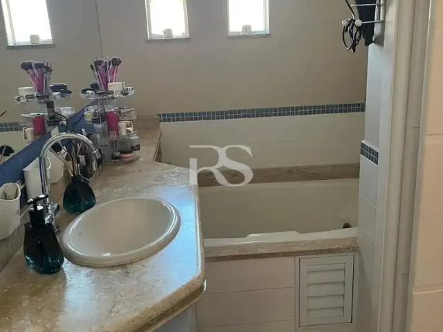 Casa / Sobrado em Condomínio para Venda em Campinas/SP Barão Geraldo 3 Quartos