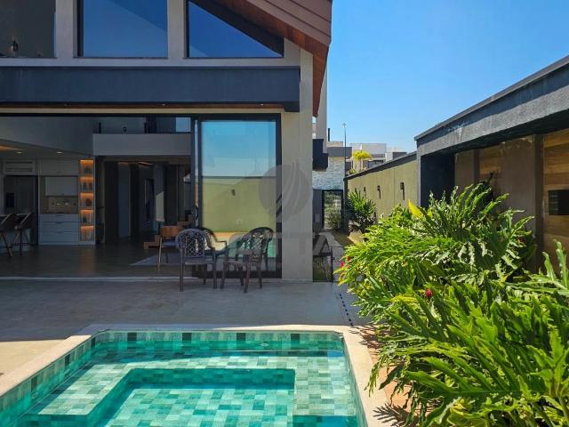 Casa / Sobrado em Condomínio para Venda em Campinas/SP Loteamento Mont Blanc Residence 4 Quartos