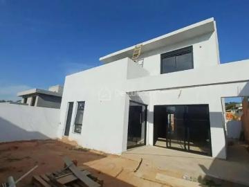Casa / Sobrado em Condomínio para Venda em Campinas/SP Parque da Hípica 4 Quartos
