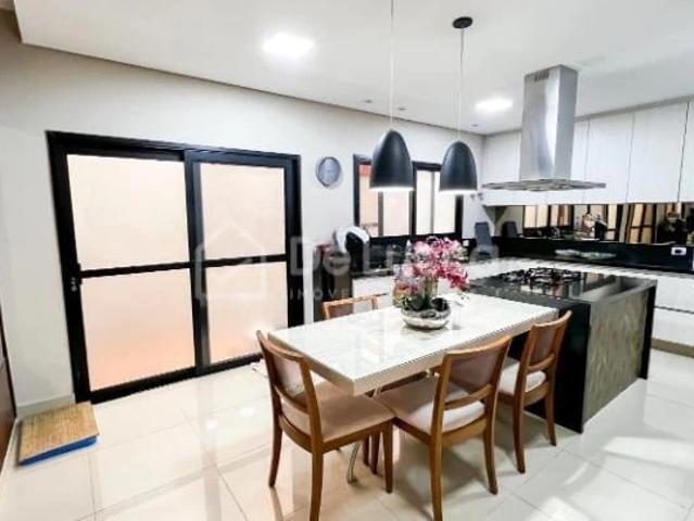 Casa / Sobrado em Condomínio para Venda em Campinas/SP Parque Prado 5 Quartos