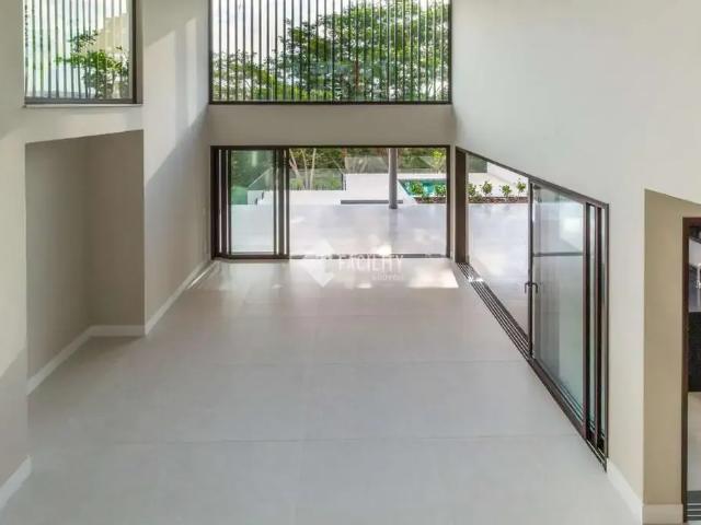 Casa / Sobrado em Condomínio para Venda em Campinas/SP Residencial Jatibela 4 Quartos