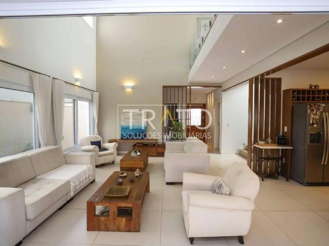 Casa / Sobrado em Condomínio para Venda em Campinas/SP Vila dos Plátanos 4 Quartos