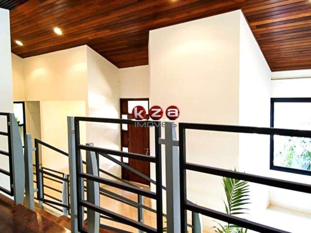 Casa / Sobrado em Condomínio para Venda em Campinas/SP Vila Hollândia 4 Quartos