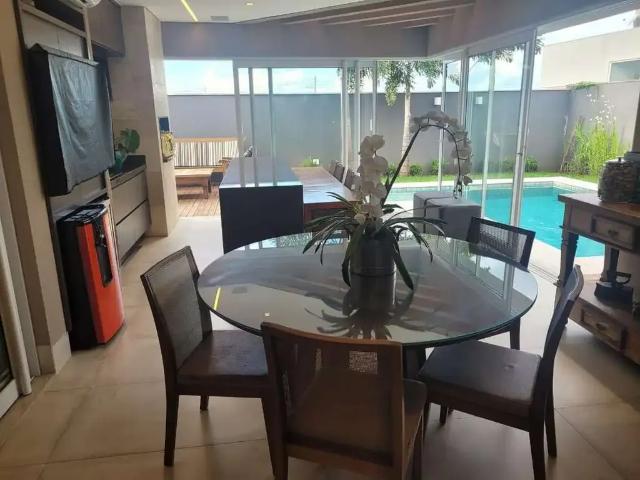 Casa / Sobrado em Condomínio para Venda em Campo Grande/MS Alphaville Campo Grande 4 Quartos