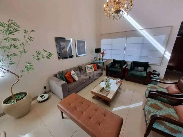 Casa / Sobrado em Condomínio para Venda em Campo Grande/MS Vila Carlota 5 Quartos