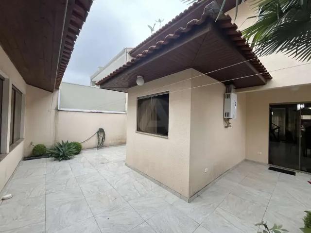 Casa / Sobrado em Condomínio para Venda em Campo Largo/PR Ouro Verde 3 Quartos
