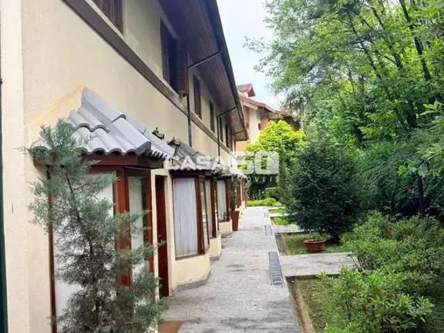 Casa / Sobrado em Condomínio para Venda em Campos do Jordão/SP Vila inglesa 3 Quartos