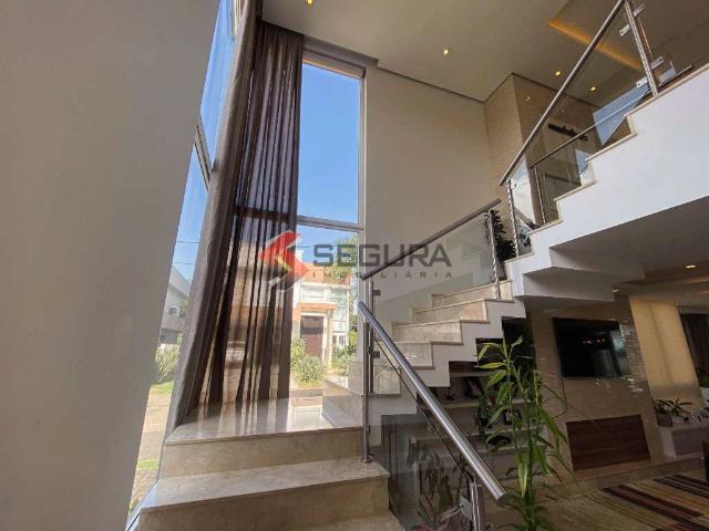 Casa / Sobrado em Condomínio para Venda em Canoas/RS Nossa Senhora das Graças 3 Quartos