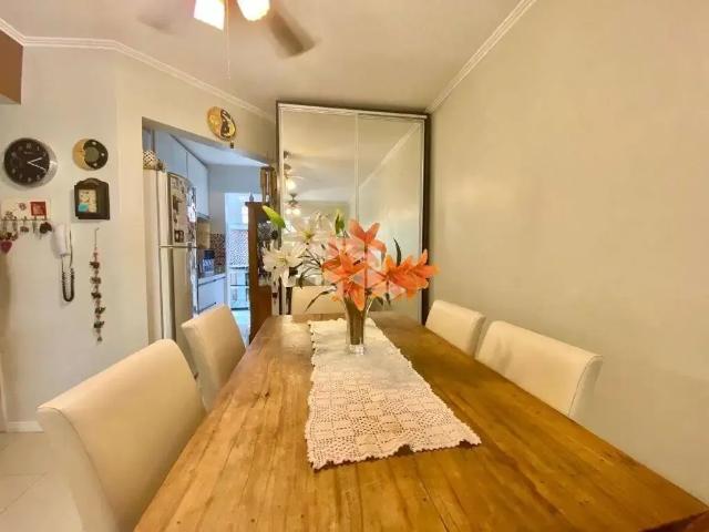Casa / Sobrado em Condomínio para Venda em Canoas/RS Centro 4 Quartos