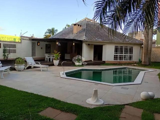 Casa / Sobrado em Condomínio para Venda em Canoas/RS Centro 3 Quartos