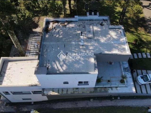 Casa / Sobrado em Condomínio para Venda em Canela/RS Centro 4 Quartos