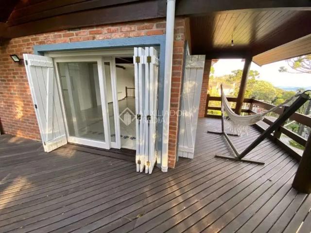 Casa / Sobrado em Condomínio para Venda em Canela/RS Centro 3 Quartos