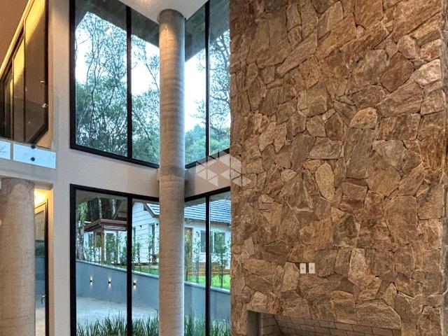 Casa / Sobrado em Condomínio para Venda em Canela/RS Pinheiro Grosso 4 Quartos