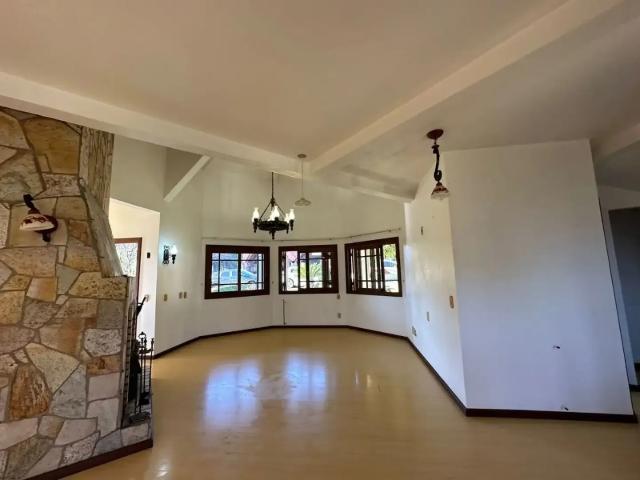 Casa / Sobrado em Condomínio para Venda em Canela/RS Quinta da Serra 5 Quartos