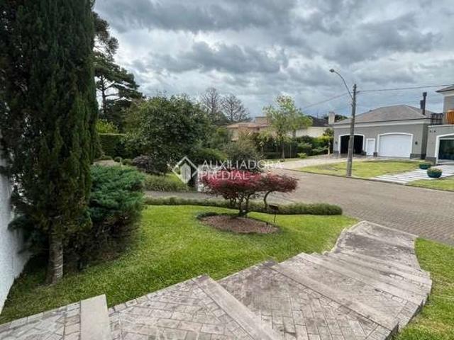 Casa / Sobrado em Condomínio para Venda em Canela/RS Reserva da Serra 4 Quartos