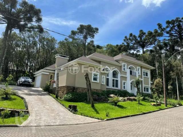 Casa / Sobrado em Condomínio para Venda em Canela/RS Vila Suica 4 Quartos