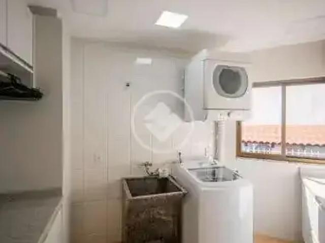 Casa / Sobrado em Condomínio para Venda em Cascavel/PR Country 5 Quartos