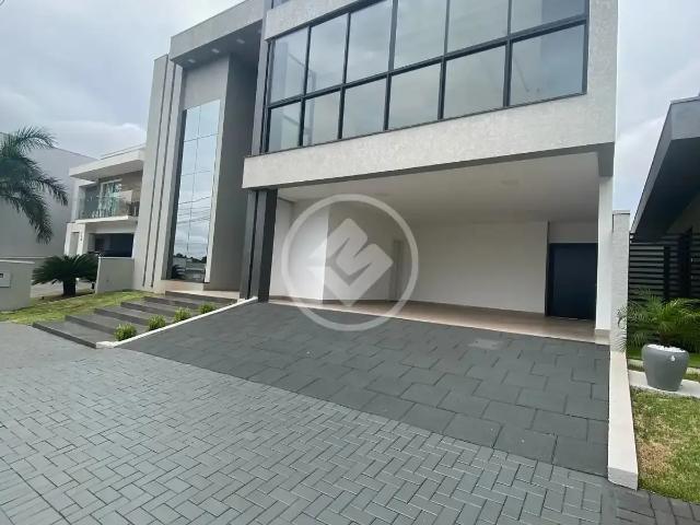 Casa / Sobrado em Condomínio para Venda em Cascavel/PR Cataratas 4 Quartos