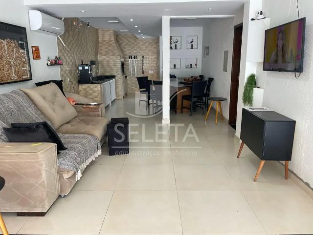 Casa / Sobrado em Condomínio para Venda em Cascavel/PR Pacaembu 2 Quartos
