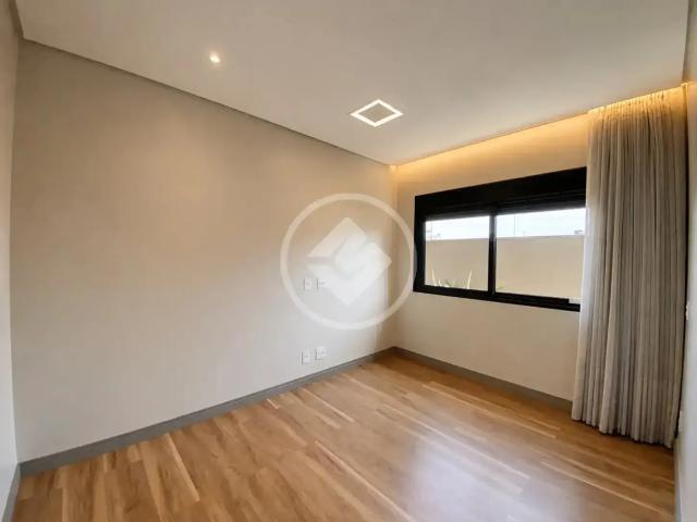 Casa / Sobrado em Condomínio para Venda em Cascavel/PR Vista Linda 3 Quartos