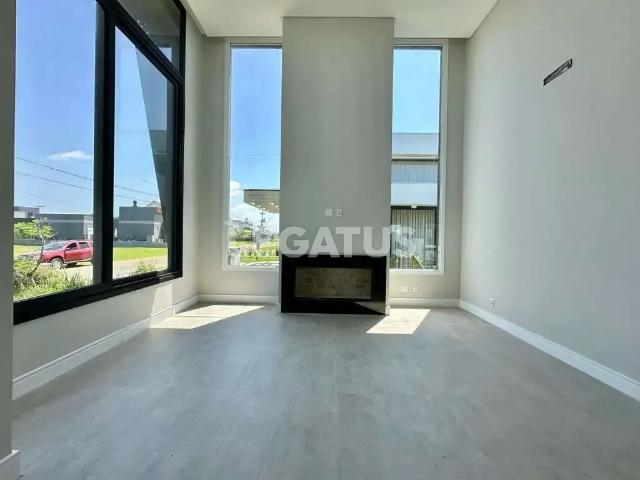 Casa / Sobrado em Condomínio para Venda em Capão da Canoa/RS Condomínio Dubai Resort 4 Quartos