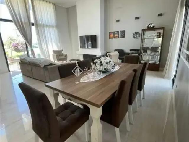 Casa / Sobrado em Condomínio para Venda em Capão da Canoa/RS Dubai 4 Quartos