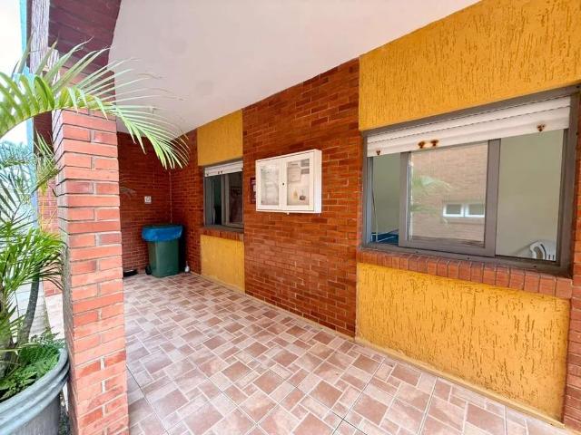 Casa / Sobrado em Condomínio para Venda em Capão da Canoa/RS Capão Novo 4 Quartos