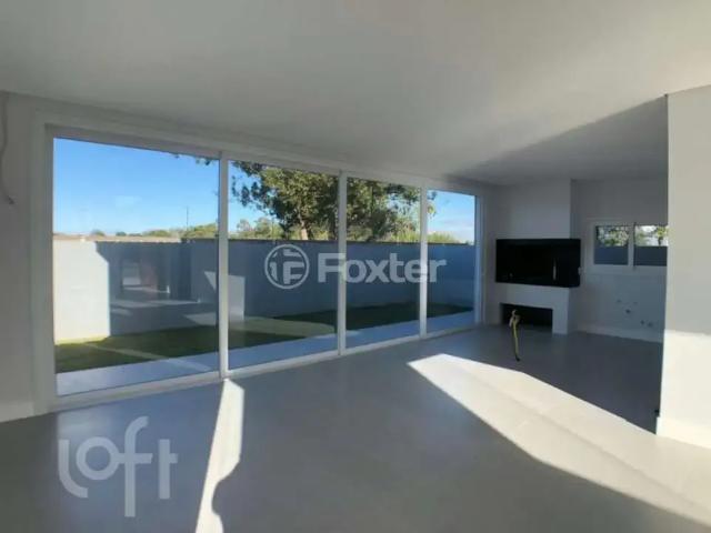 Casa / Sobrado em Condomínio para Venda em Capão da Canoa/RS Centro 4 Quartos