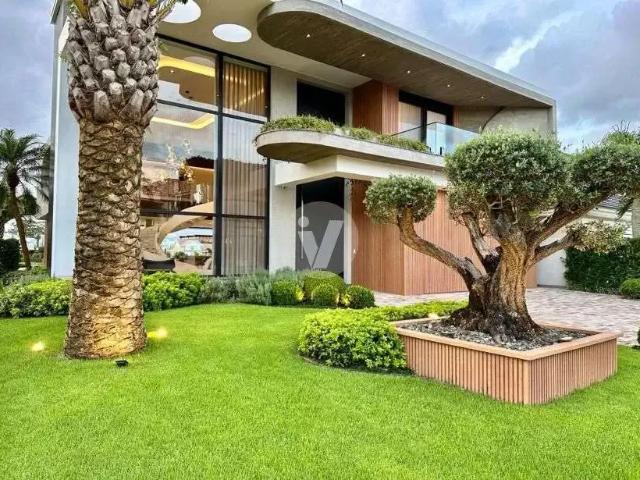 Casa / Sobrado em Condomínio para Venda em Capão da Canoa/RS Morada do Sol 5 Quartos