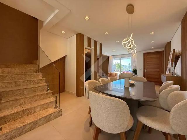Casa / Sobrado em Condomínio para Venda em Capão da Canoa/RS Zona Nova 4 Quartos