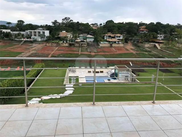 Casa / Sobrado em Condomínio para Venda em Capitólio/MG Centro 6 Quartos